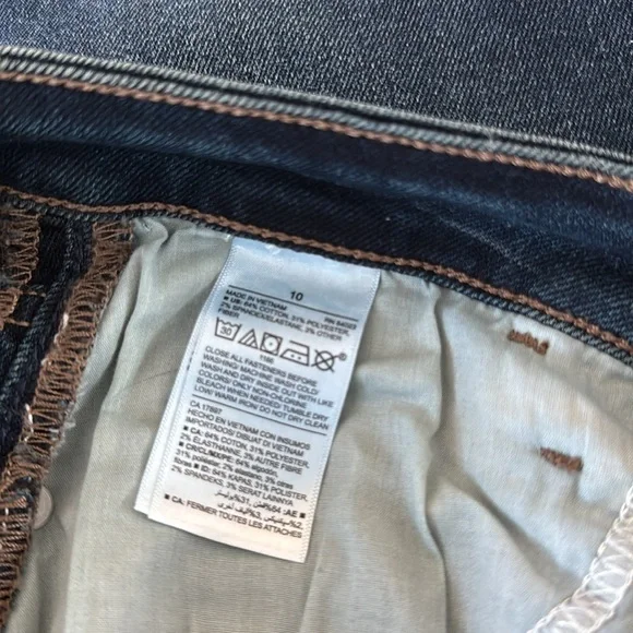 Trendy! 3 Pairs of Jeans Sz10 - 2 NEW! - Picture 13 of 16